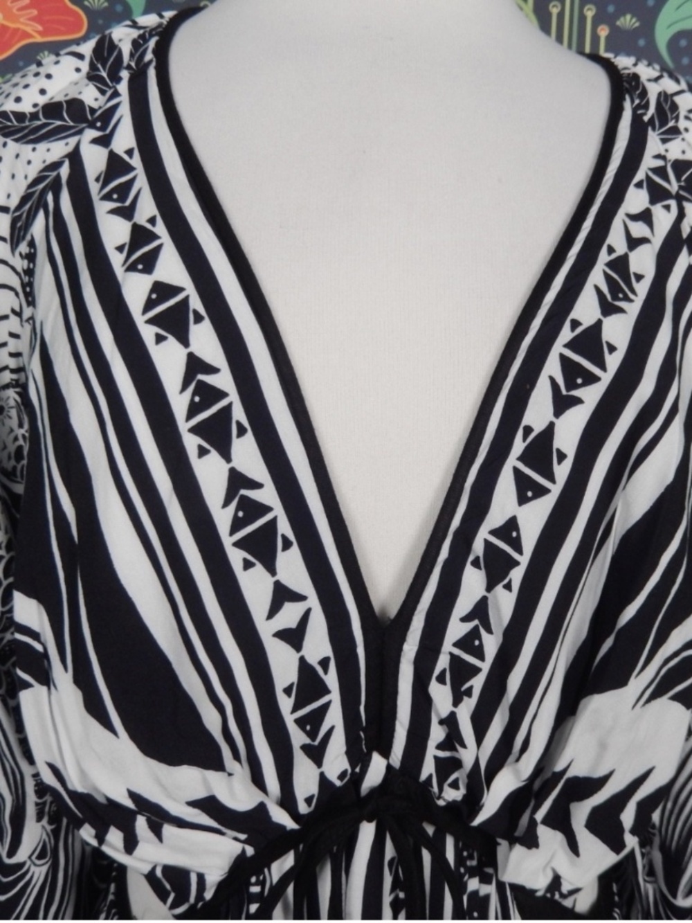 Farm Rio Longo Foz Black White V-Neck Cut Out Sides Dress Nwt M - Picture 6 of 8